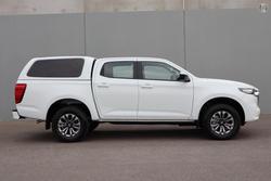 2024 Mazda BT-50 XT