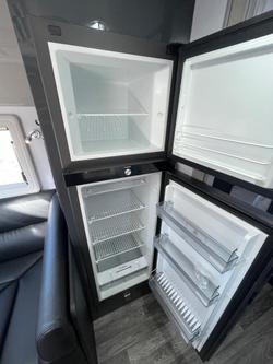 2024 Millard Mflow 19'6 Cd Side Club Double Bunk Caravan