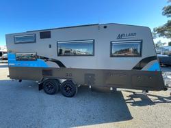 2024 Millard Mflow 19'6 Cd Side Club Double Bunk Caravan