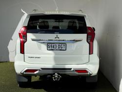 2024 Mitsubishi Pajero Sport GLS