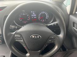 2017 Kia
Cerato S