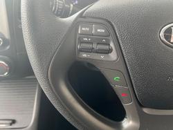 2017 Kia
Cerato S