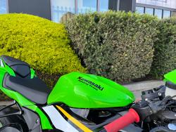 2025 Kawasaki NINJA ZX-6R (636) KRT EDITION Green