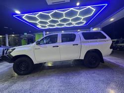 2017 Toyota
Hilux Workmate