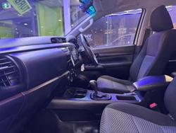2017 Toyota
Hilux Workmate