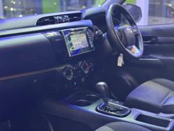 2017 Toyota
Hilux Workmate