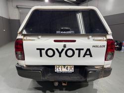 2017 Toyota
Hilux Workmate