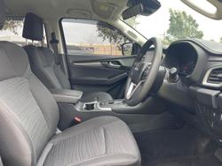 2022 Isuzu
MU-X LS-M
