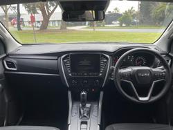 2022 Isuzu
MU-X LS-M