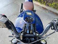 2023 Indian SCOUT BOBBER SPRINGFIELD BLUE METALLIC