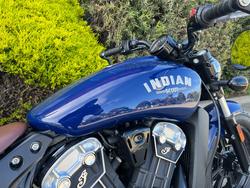 2023 Indian SCOUT BOBBER SPRINGFIELD BLUE METALLIC