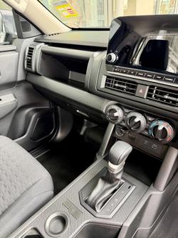 2025 Mitsubishi Triton GLX