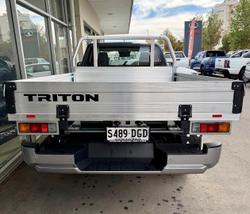 2025 Mitsubishi Triton GLX