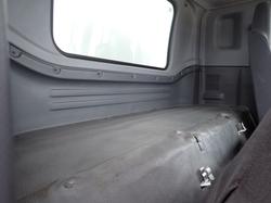2019 ISUZU FRR 110-260 WHITE