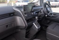 2025 Hyundai STARIA LOAD
