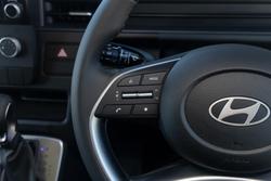 2025 Hyundai
STARIA LOAD