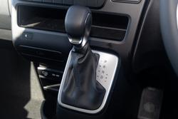 2025 Hyundai
STARIA LOAD