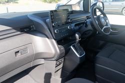 2025 Hyundai
STARIA LOAD