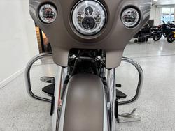2017 INDIAN CHIEF CLASSIC Silver