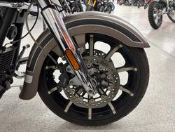 2017 INDIAN CHIEF CLASSIC Silver