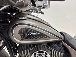 2017 INDIAN CHIEF CLASSIC Silver