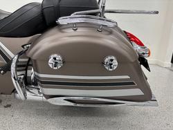 2017 INDIAN CHIEF CLASSIC Silver