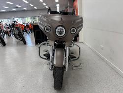 2017 INDIAN CHIEF CLASSIC Silver