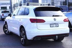 2021 Volkswagen
Touareg 210TDI R-Line