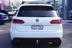 2021 Volkswagen
Touareg 210TDI R-Line