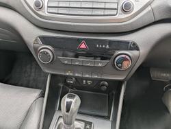 2016 Hyundai
Tucson Active X