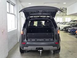 2020 Land Rover
Discovery SD6 HSE