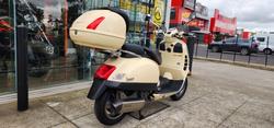 2009 VESPA GTV 250ie CREAM