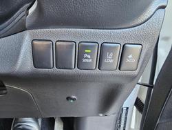 2020 Mitsubishi
                Outlander LS
