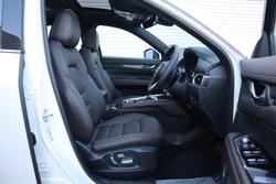 2025 Mazda
CX-5 G25 Akera