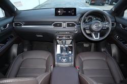 2025 Mazda
CX-5 G25 Akera