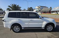 2019 Mitsubishi
Pajero GLX