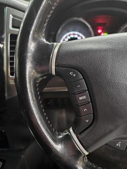 2019 Mitsubishi
Pajero GLX