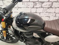 2025 Triumph Scrambler 400 X Scrambler Black