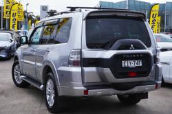 2020 Mitsubishi
Pajero GLS