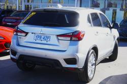 2020 Mitsubishi
ASX ES