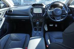 2017 Subaru
Impreza 2.0i-S