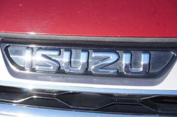 2021 Isuzu
MU-X LS-U