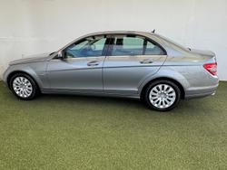 2007 Mercedes-Benz
                C-Class C200 Kompressor Elegance