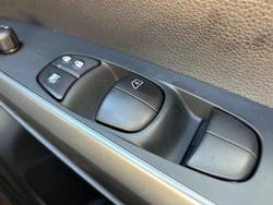 2024 Nissan
Navara SL