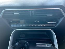 2024 Mazda
CX-80 G40e Pure