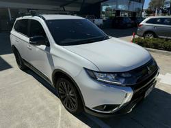 2019 Mitsubishi
Outlander Black Edition