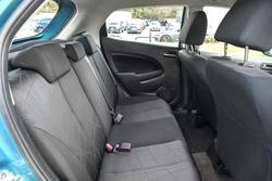 2011 Mazda
2 Neo