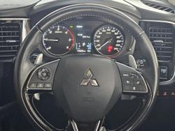 2020 Mitsubishi
Outlander LS
