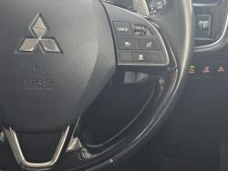 2020 Mitsubishi
Outlander LS