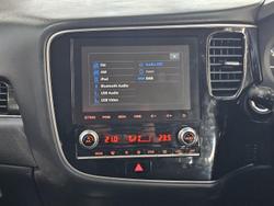 2020 Mitsubishi
Outlander LS